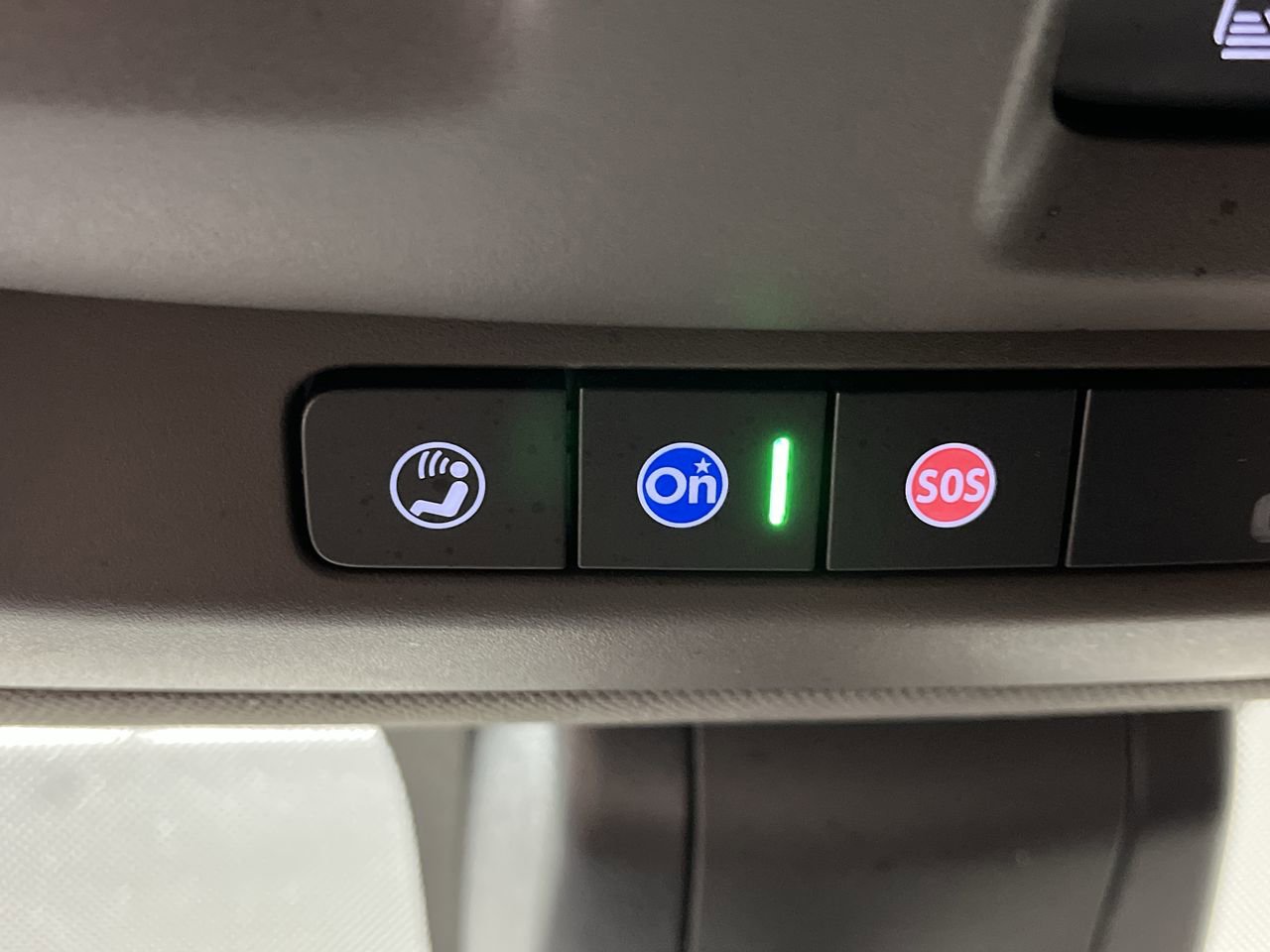 Certified 2021 GMC Yukon Denali w/ Denali Premium Package AWD/4WD image 33