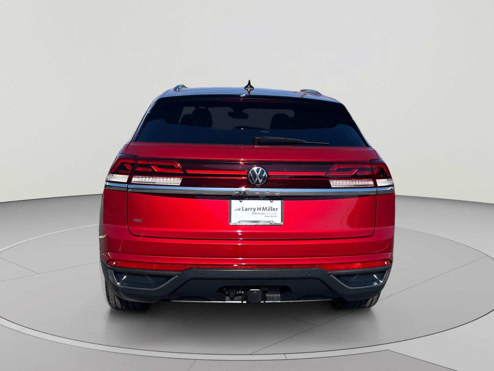 Certified 2024 Volkswagen Atlas Cross Sport SE w/ Panoramic Sunroof Package FWD image 4