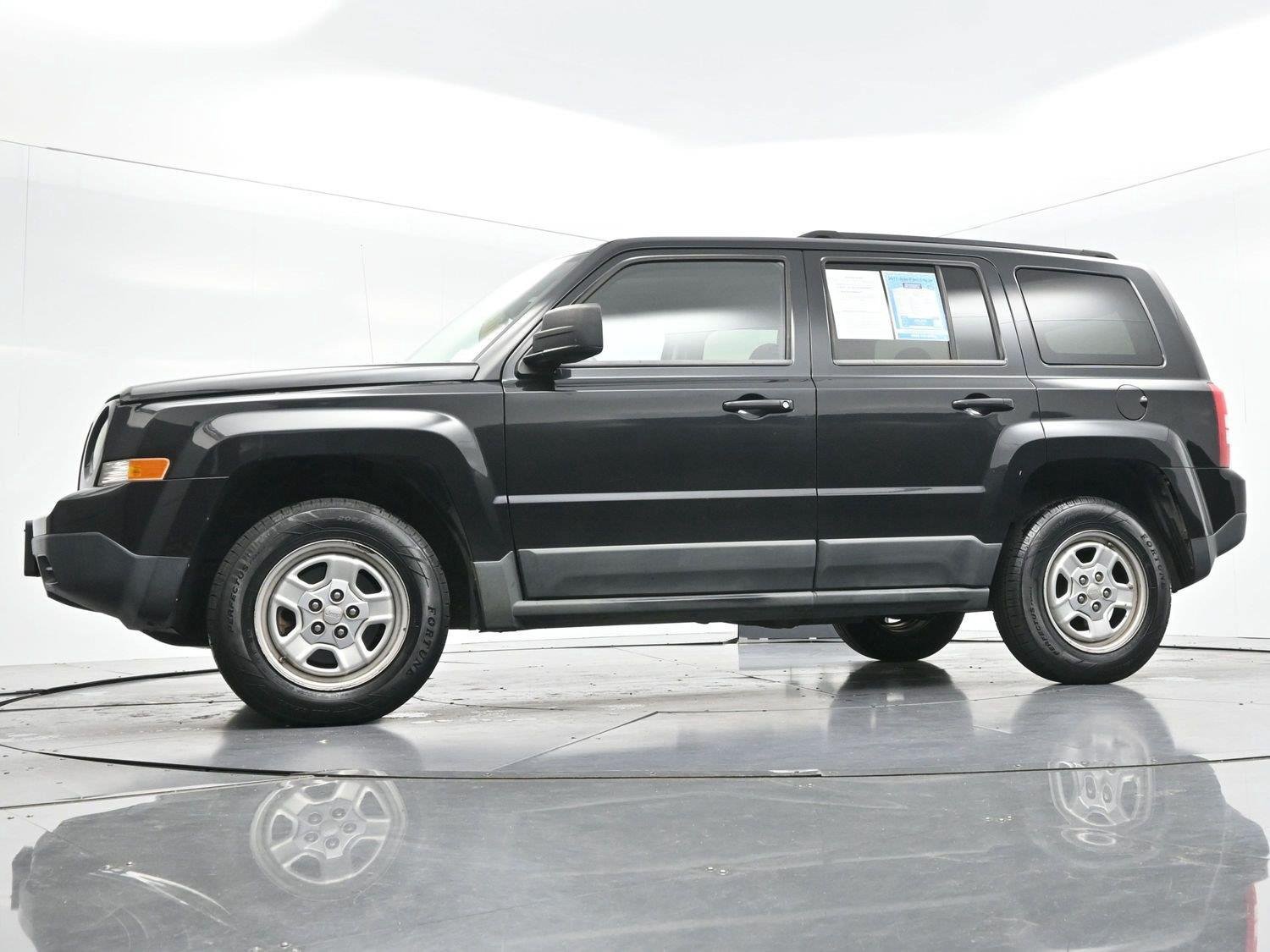 Used 2011 Jeep Patriot Sport w/ PWR Value Group AWD/4WD image 38
