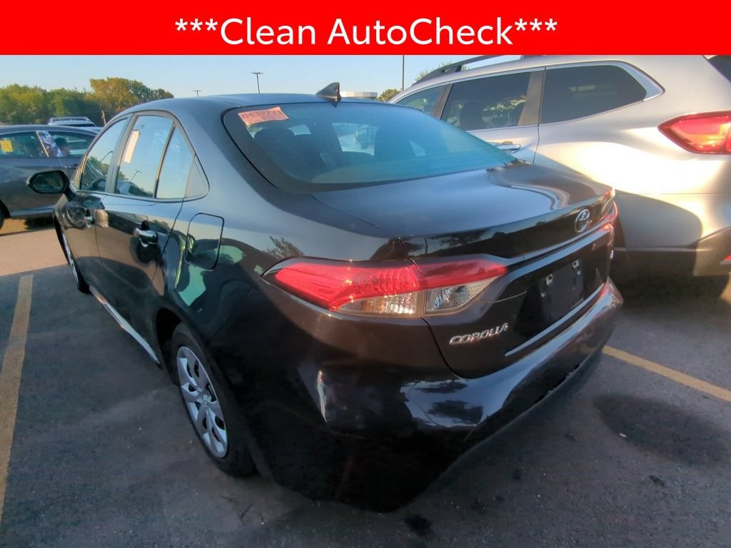 Used 2024 Toyota Corolla LE FWD image 4