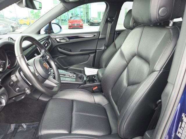 Used 2024 Porsche Macan image 20