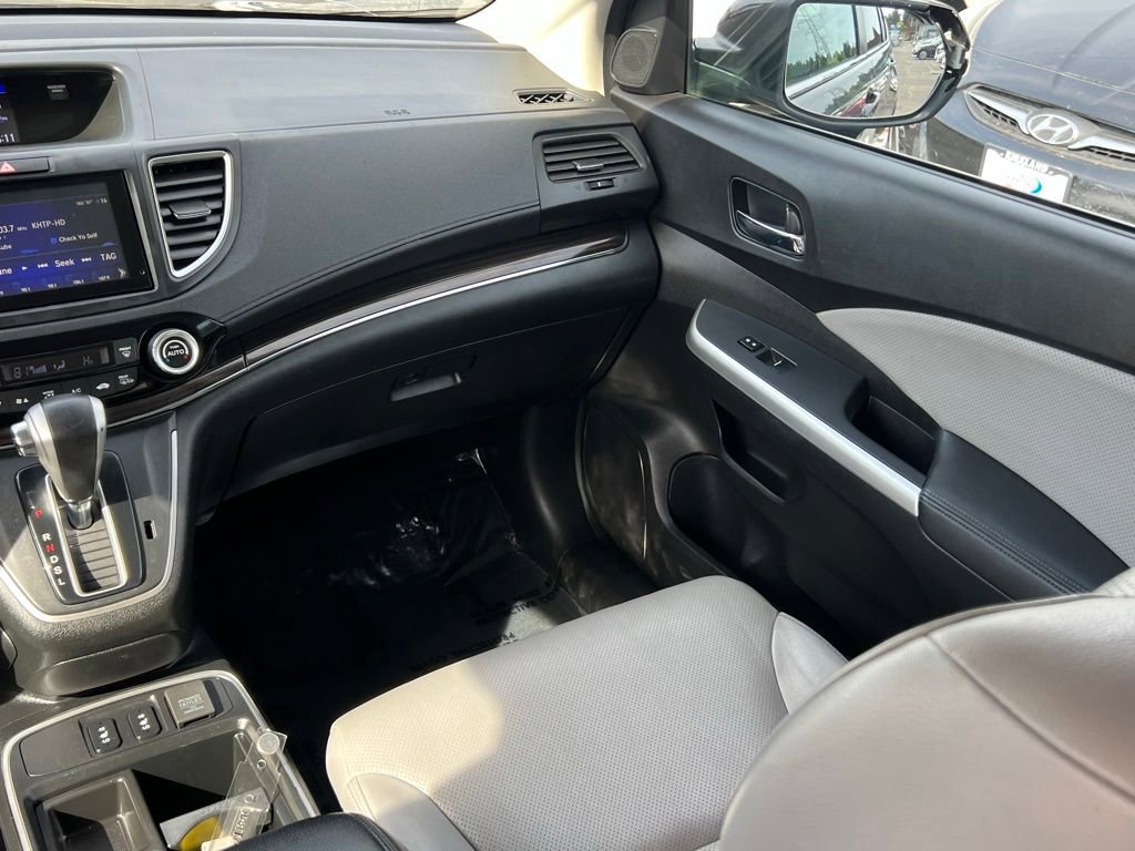 Used 2015 Honda CR-V Touring image 18