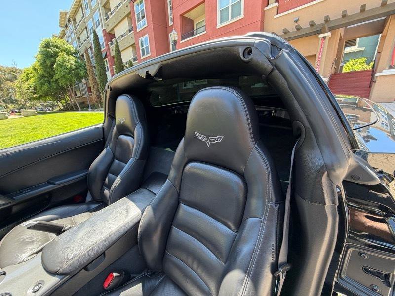 Used 2009 Chevrolet Corvette Coupe w/ Preferred Equipment Group RWD image 34