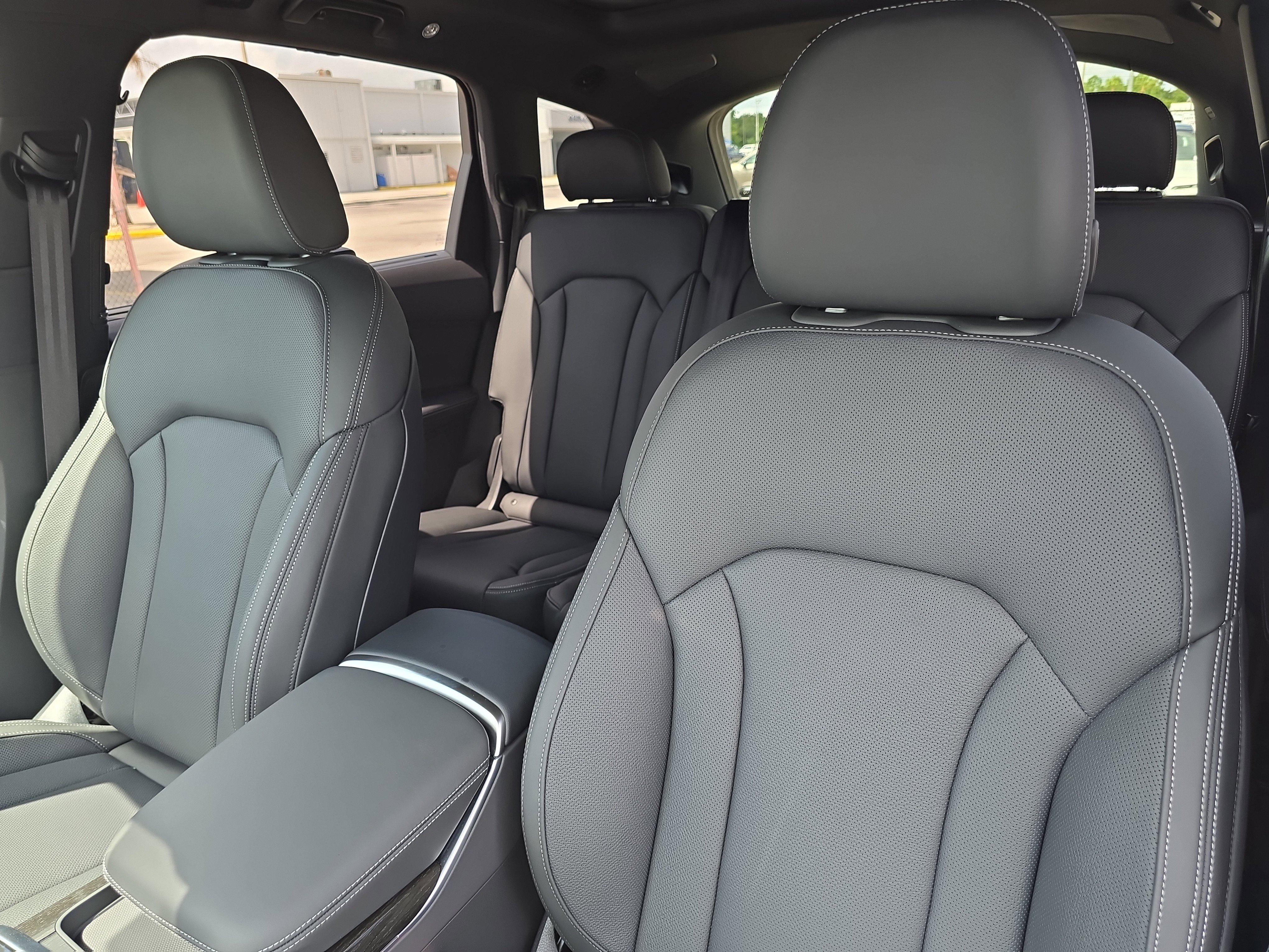 New 2025 Audi Q7 3.0T Prestige image 21