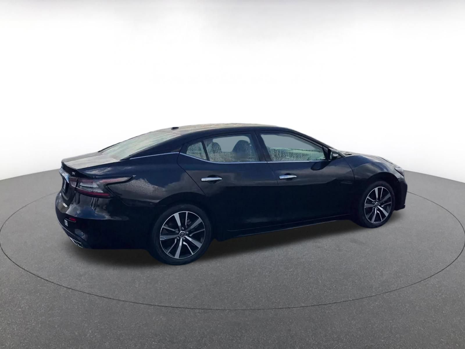 Used 2023 Nissan Maxima SV w/ Floor Mat Group image 15