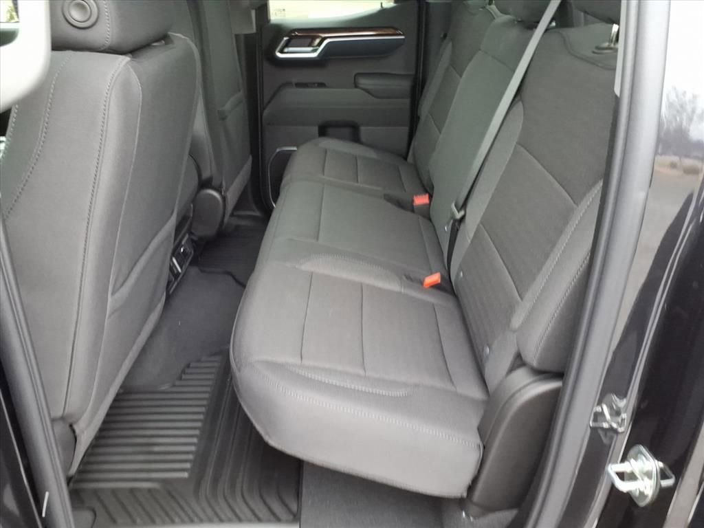 New 2026 GMC Sierra 1500 SLE w/ Preferred Package image 5