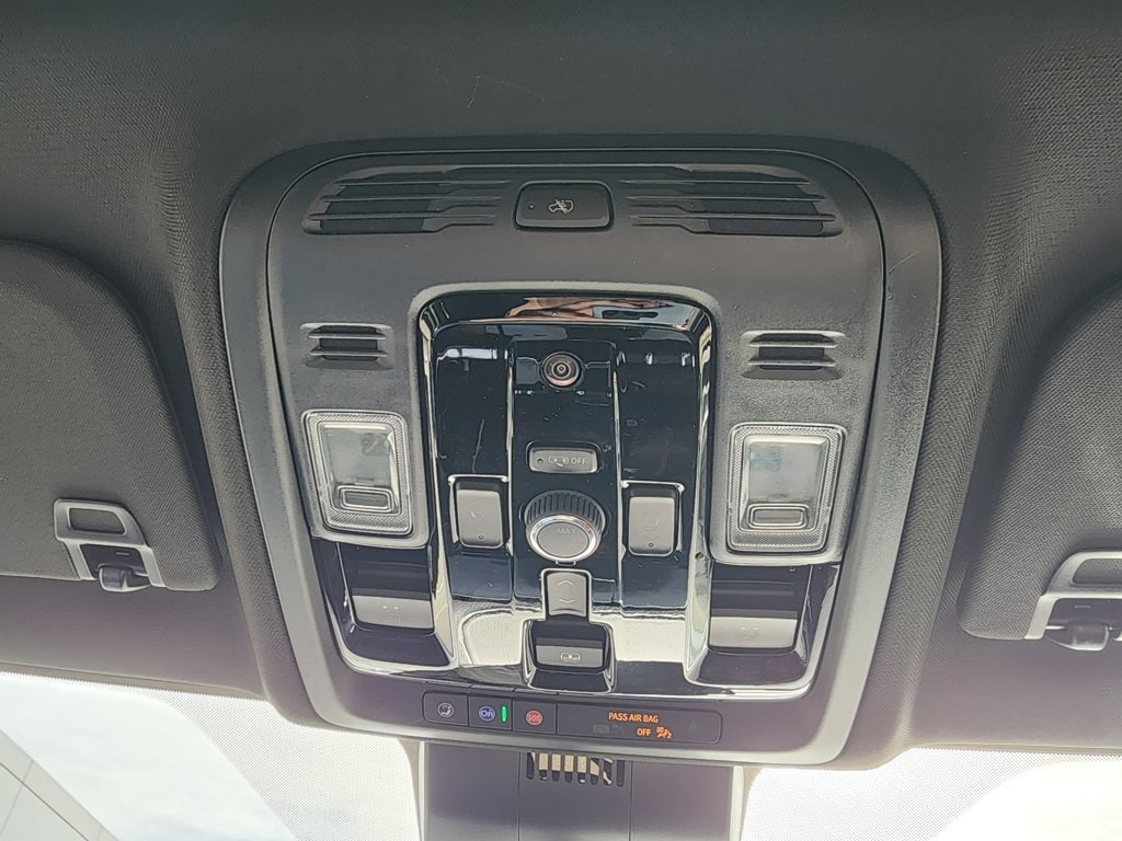 New 2026 GMC Yukon Denali w/ Denali Reserve Package image 43