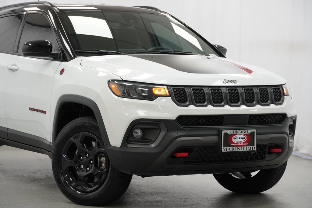 Used 2023 Jeep Compass Trailhawk w/ Sun and Sound Group AWD/4WD image 4