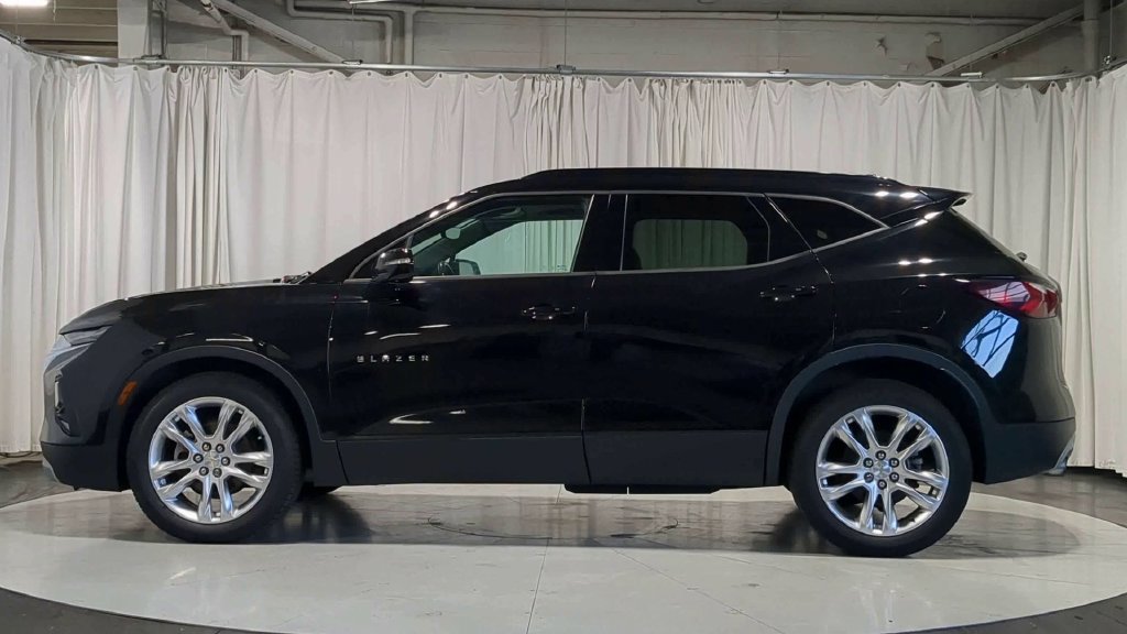 Used 2019 Chevrolet Blazer LT w/ Sun and Wheels Package AWD/4WD image 6