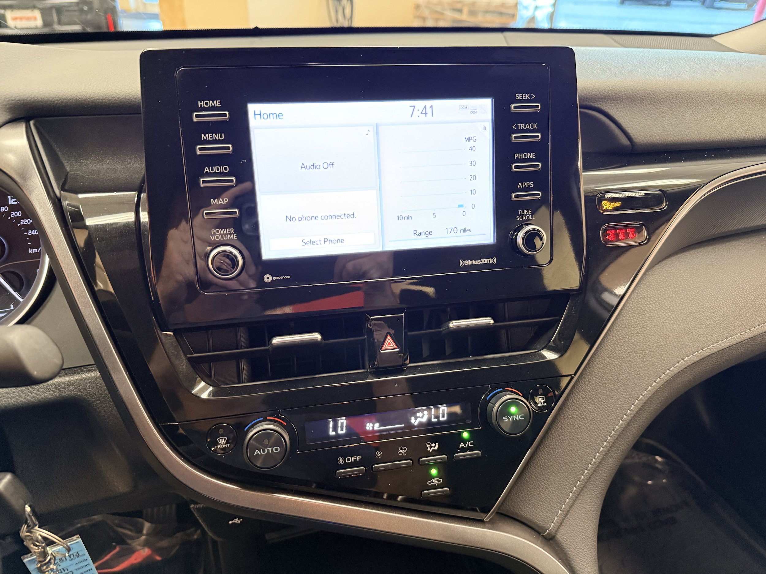 Used 2023 Toyota Camry LE FWD image 34