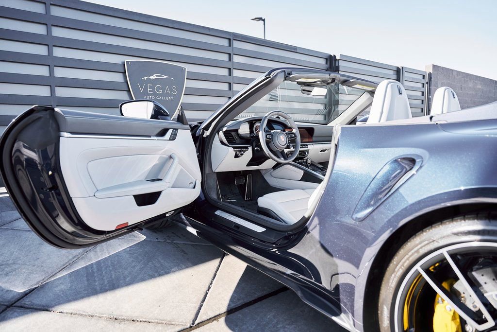 Used 2022 Porsche 911 Turbo S image 24