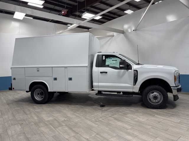 New 2025 Ford F350 XL w/ XL Chrome Package AWD/4WD image 2
