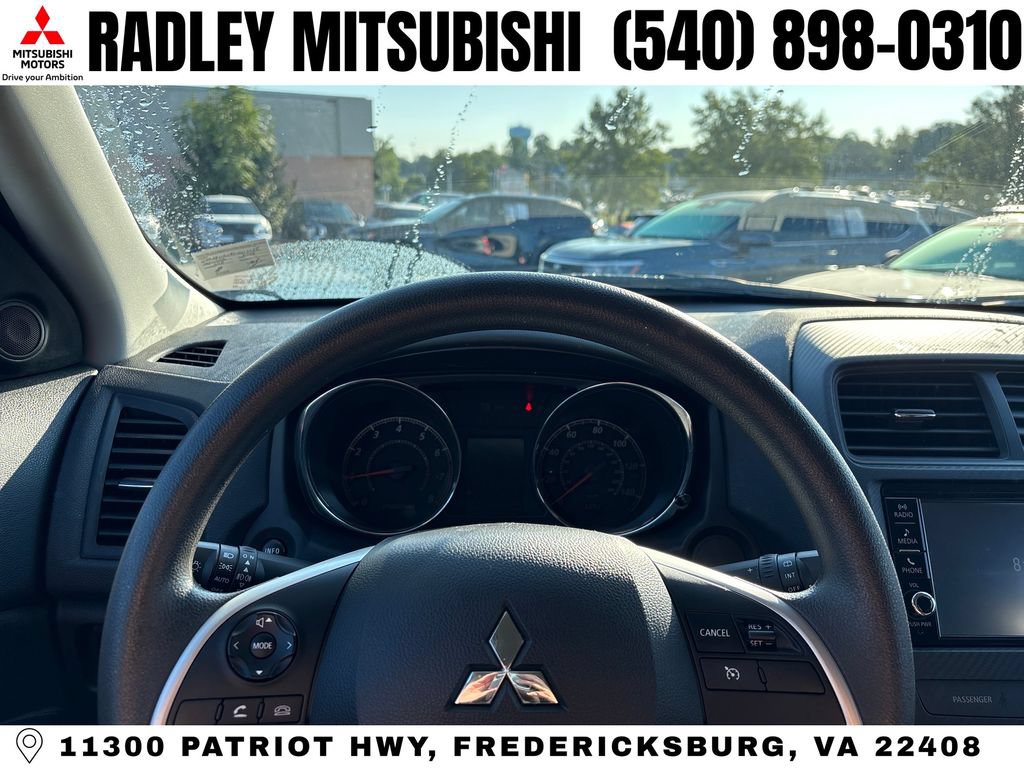 Used 2025 Mitsubishi Outlander Sport ES AWD/4WD image 6