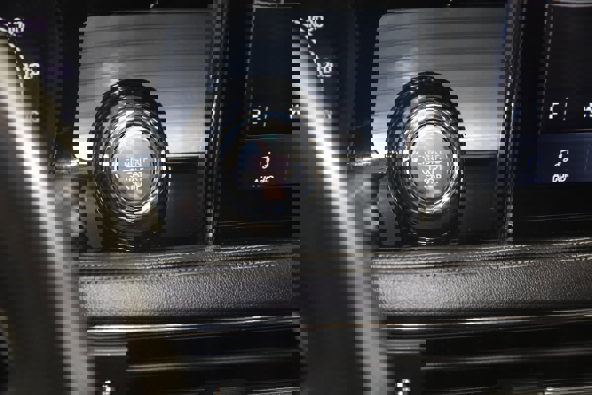 Used 2020 Lincoln Corsair FWD w/ Premium Package image 29