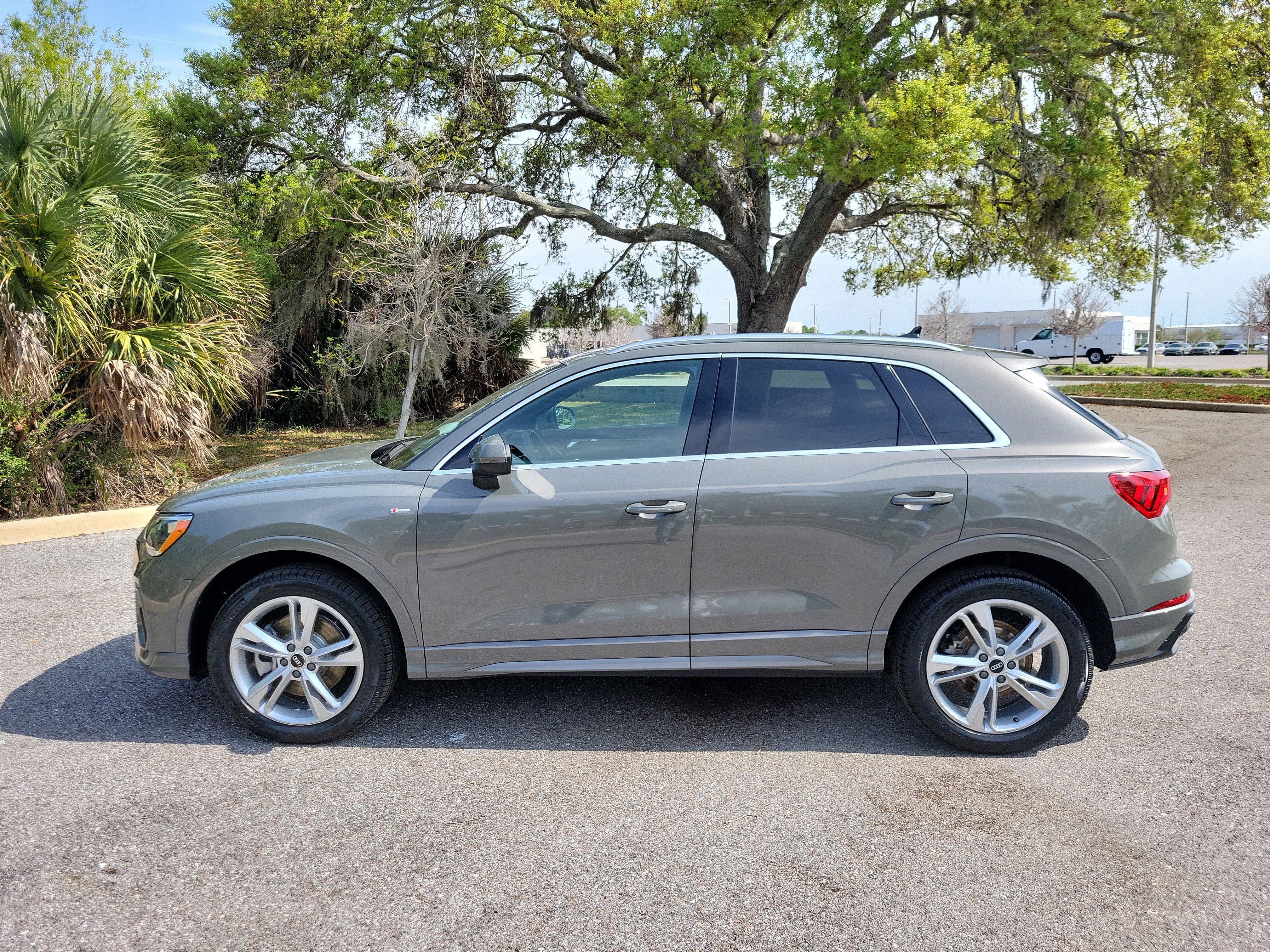 Certified 2021 Audi Q3 2.0T Premium image 7