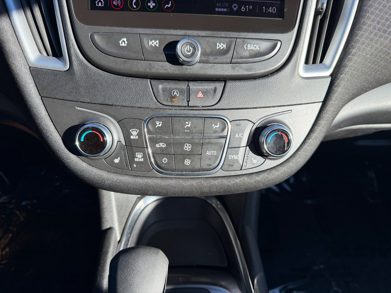 Used 2022 Chevrolet Malibu LT image 14