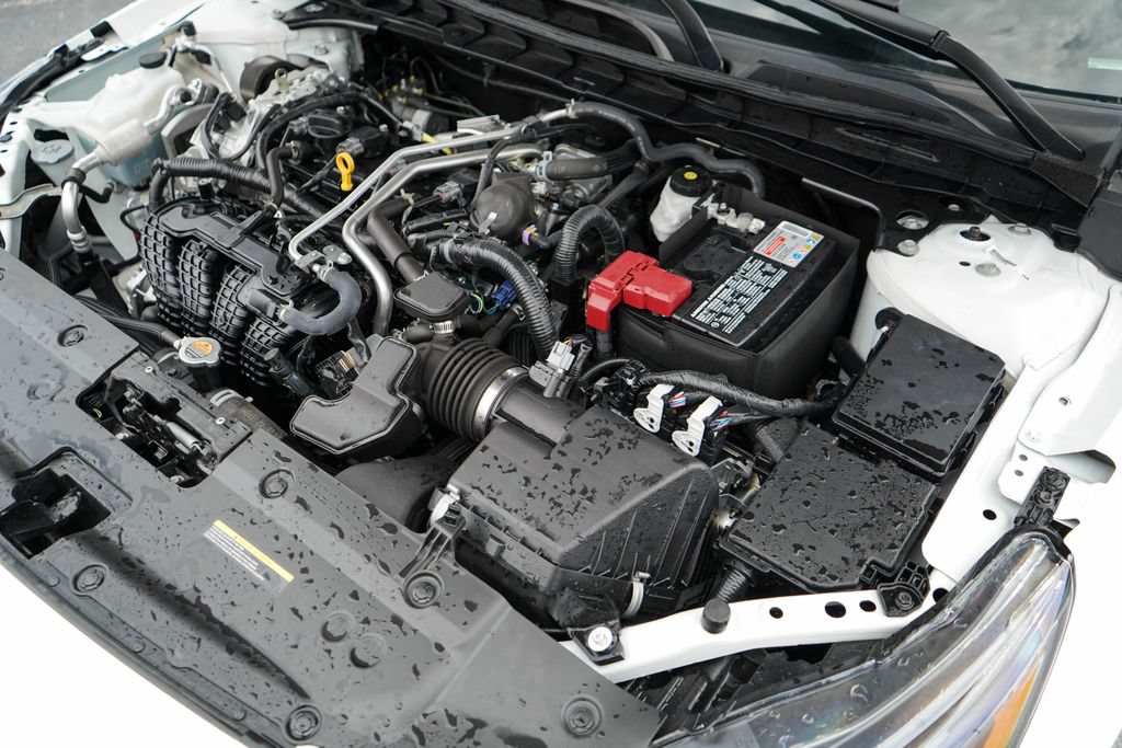 Used 2025 Nissan Altima 2.5 SV FWD image 36