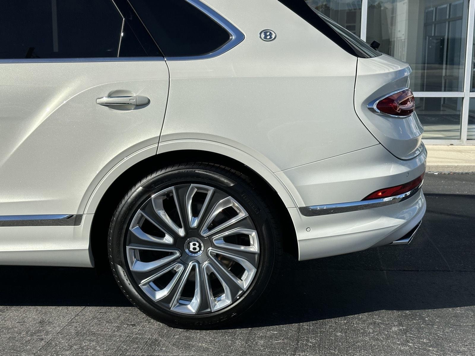 New 2026 Bentley Bentayga Extended Wheelbase AWD/4WD image 59