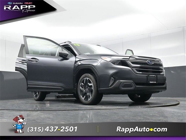 Used 2025 Subaru Forester Limited image 30