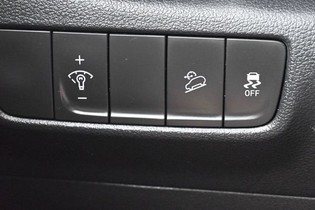 Used 2023 Hyundai Kona Limited FWD image 29
