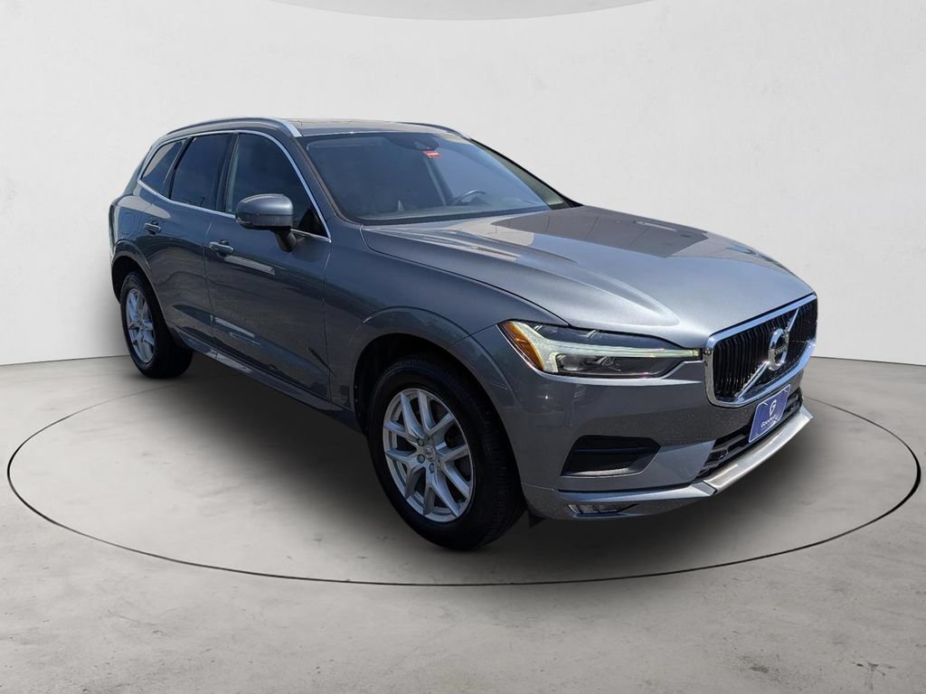 Used 2021 Volvo XC60 T6 Momentum AWD/4WD image 3