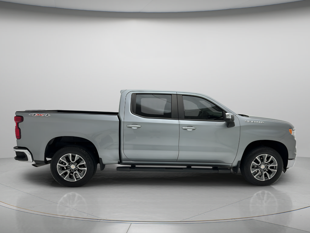 Used 2024 Chevrolet Silverado 1500 LT AWD/4WD image 4