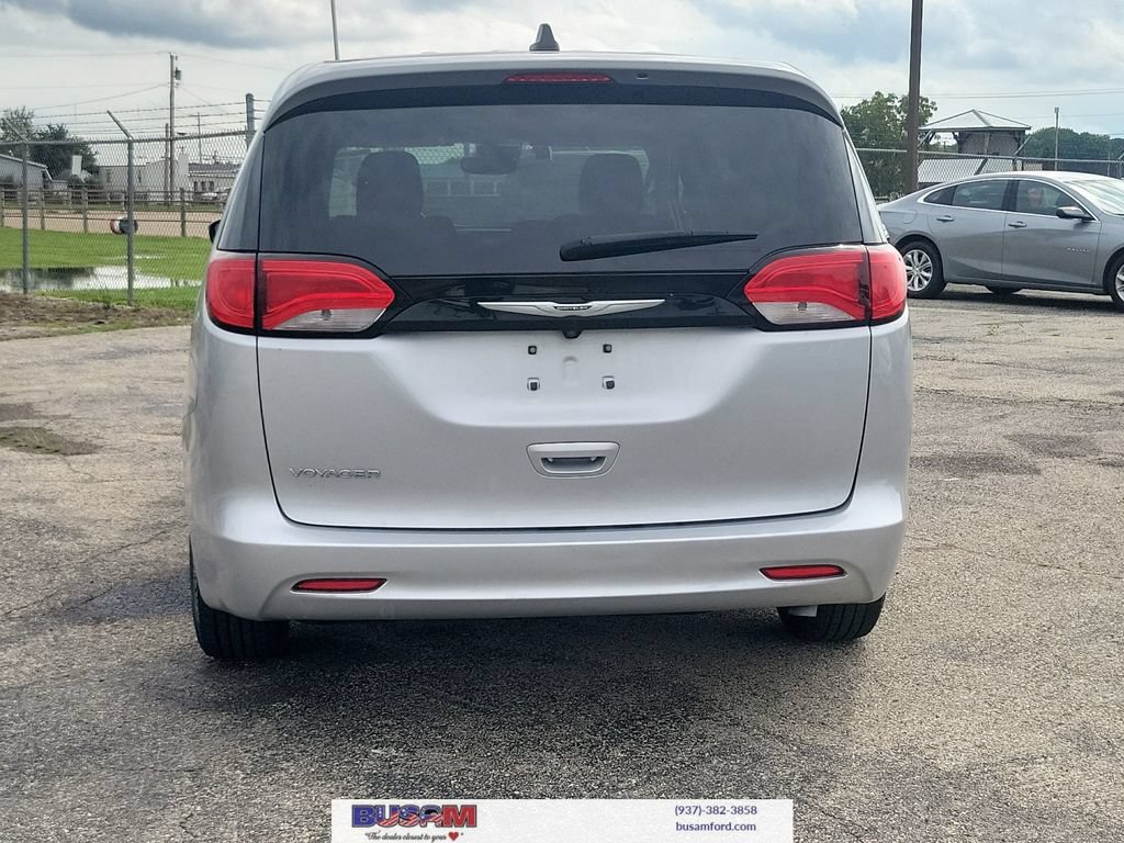 Used 2023 Chrysler Voyager LX FWD image 26