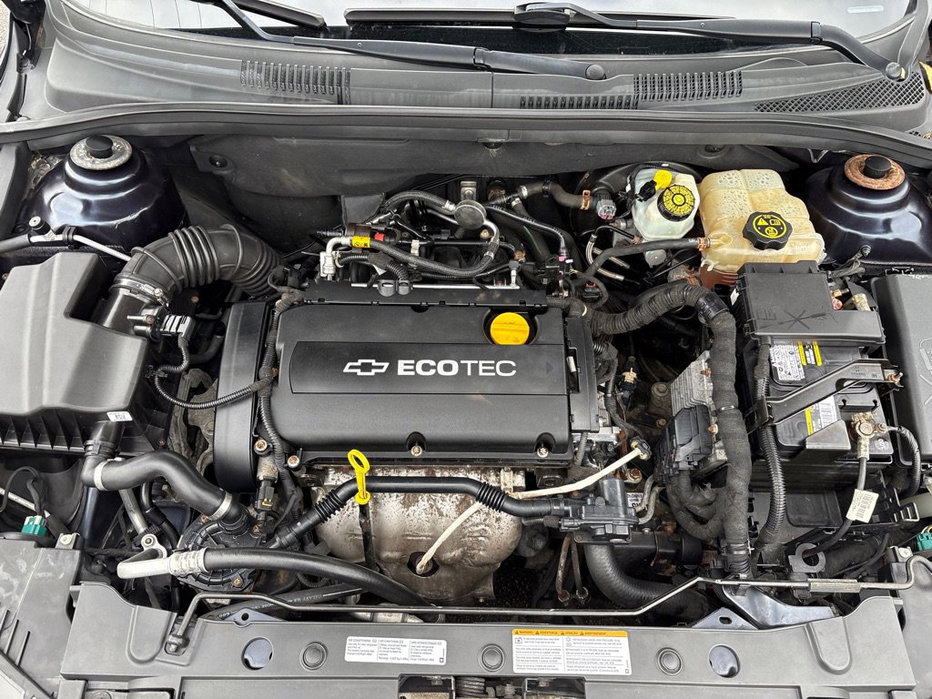 Used 2014 Chevrolet Cruze LS image 26