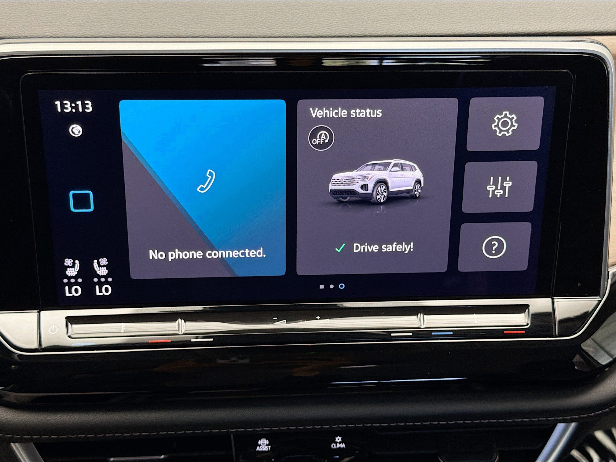 Used 2024 Volkswagen Atlas SE AWD/4WD image 9