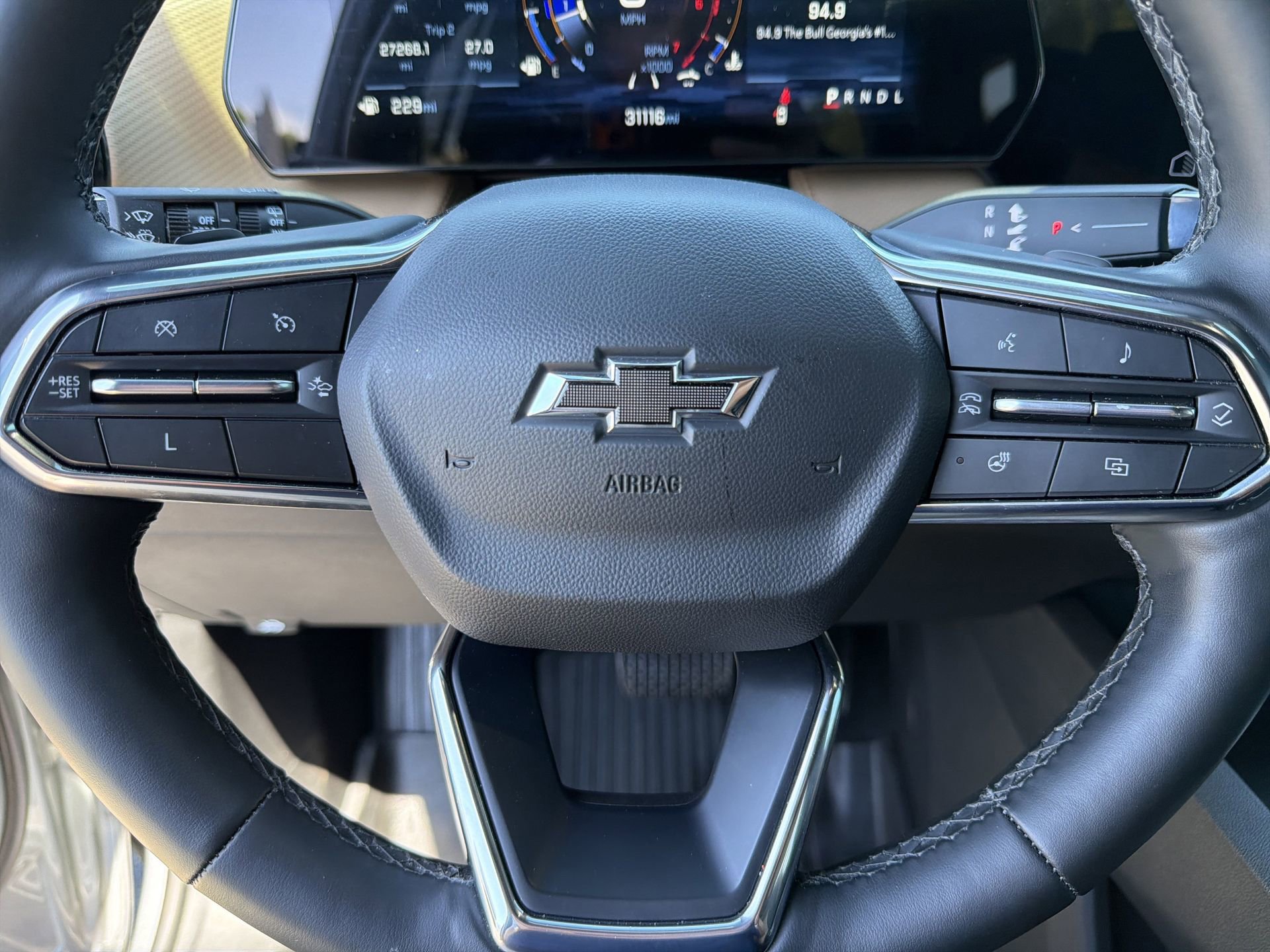 Used 2025 Chevrolet Equinox ACTIV w/ Safety and Technology Package image 12