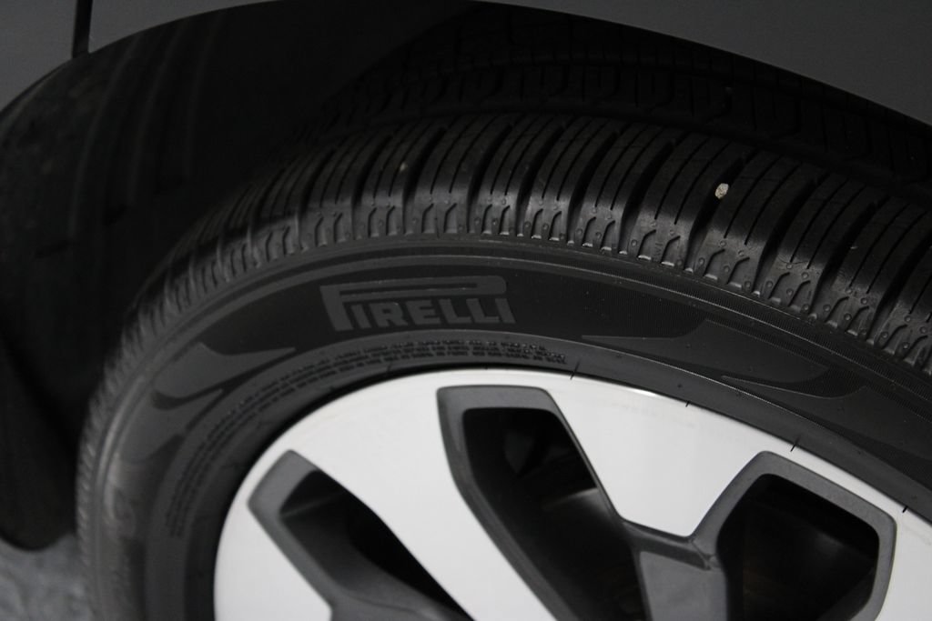 Used 2022 Kia Telluride EX w/ EX Premium Package FWD image 20