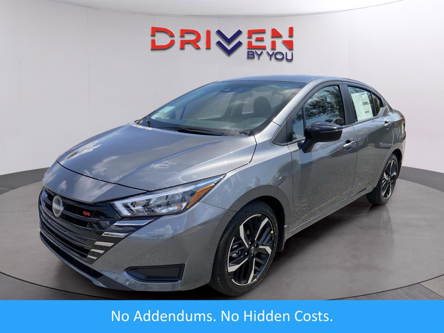 New 2025 Nissan Versa SR w/ Trunk Package image 1