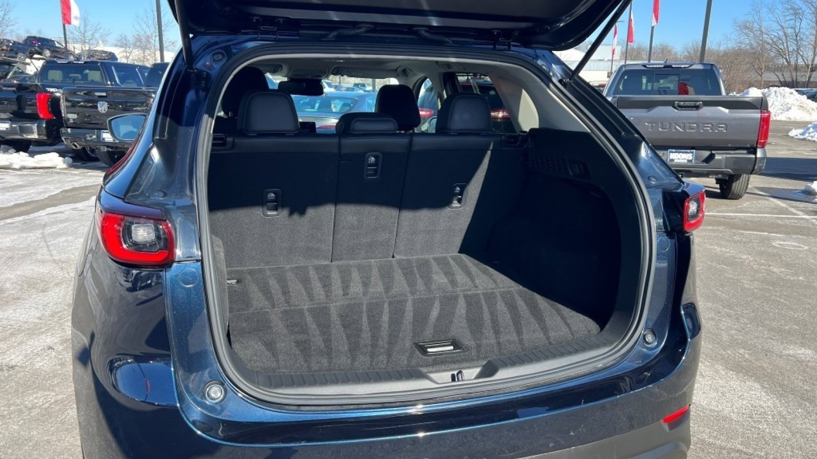 Used 2023 MAZDA CX-5 AWD 2.5 S w/ Preferred Package image 32