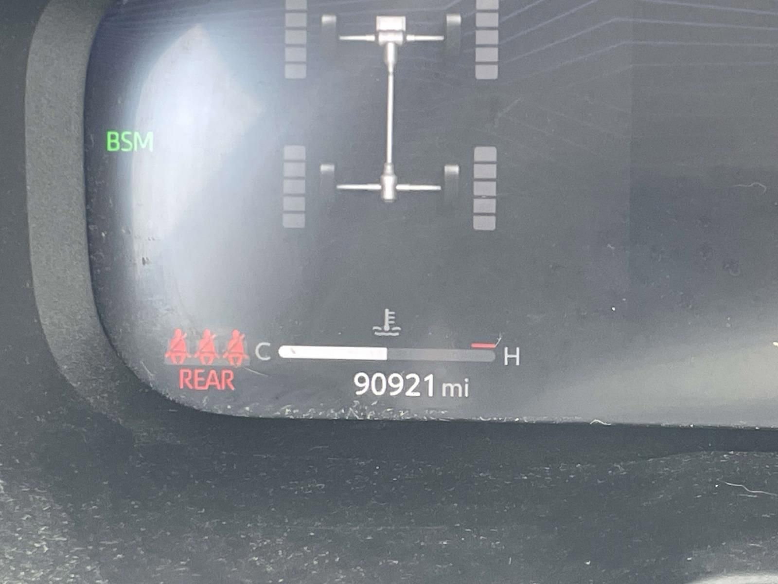 Used 2023 Toyota RAV4 Limited image 25