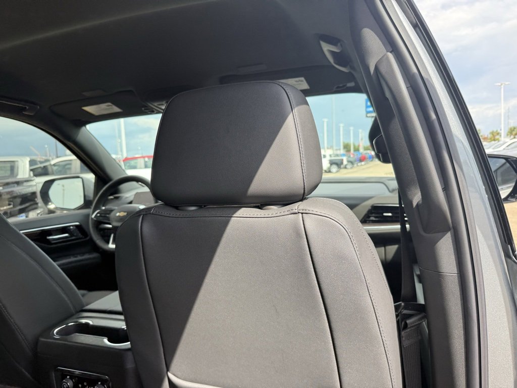 New 2026 Chevrolet Suburban LT w/ Comfort Package image 43