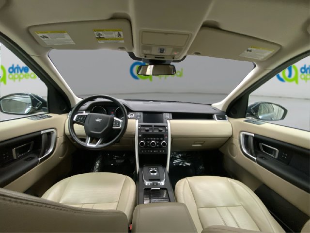Used 2019 Land Rover Discovery Sport HSE AWD/4WD image 30
