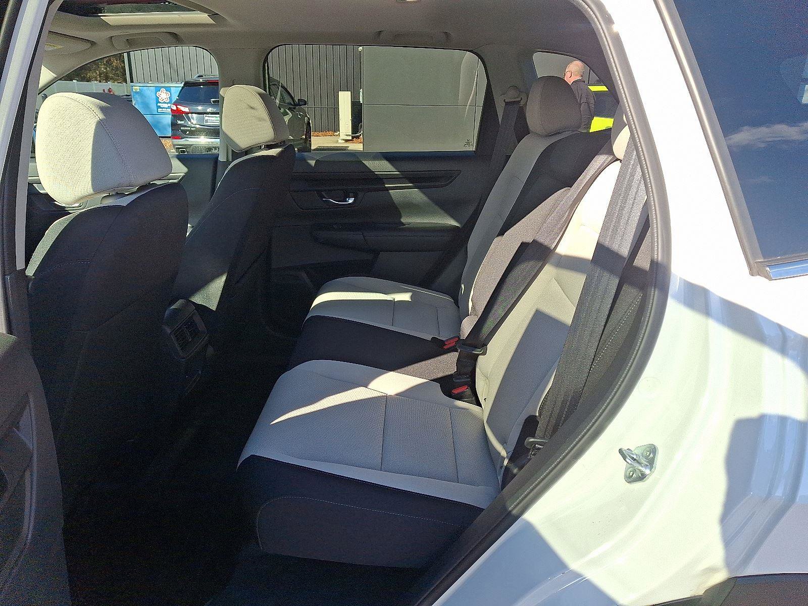 Used 2024 Honda CR-V EX image 10