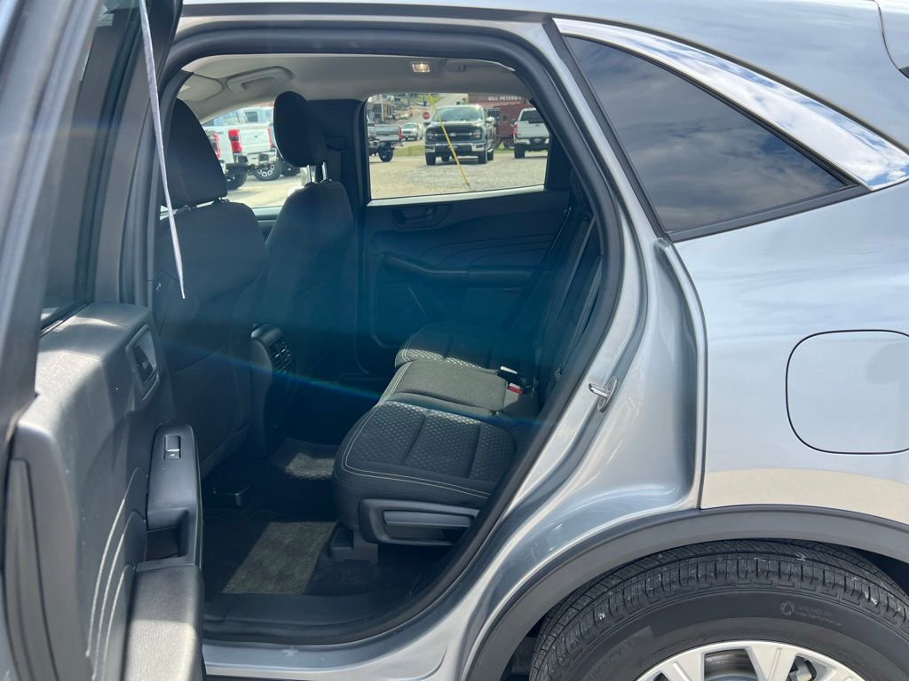Used 2023 Ford Escape Active image 16