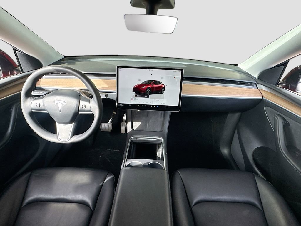 Used 2022 Tesla Model Y Long Range image 13
