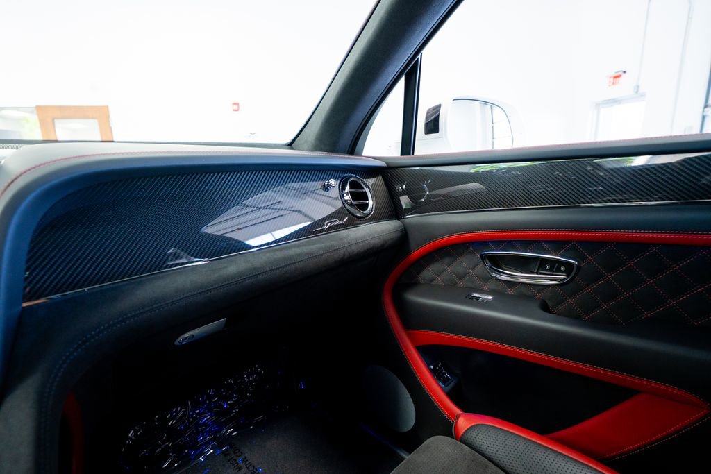 Used 2021 Bentley Bentayga Speed image 45