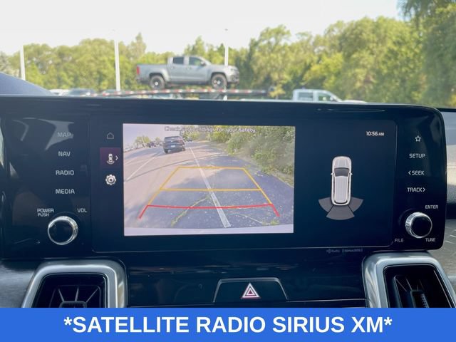 Used 2023 Kia Sorento SX AWD/4WD image 16