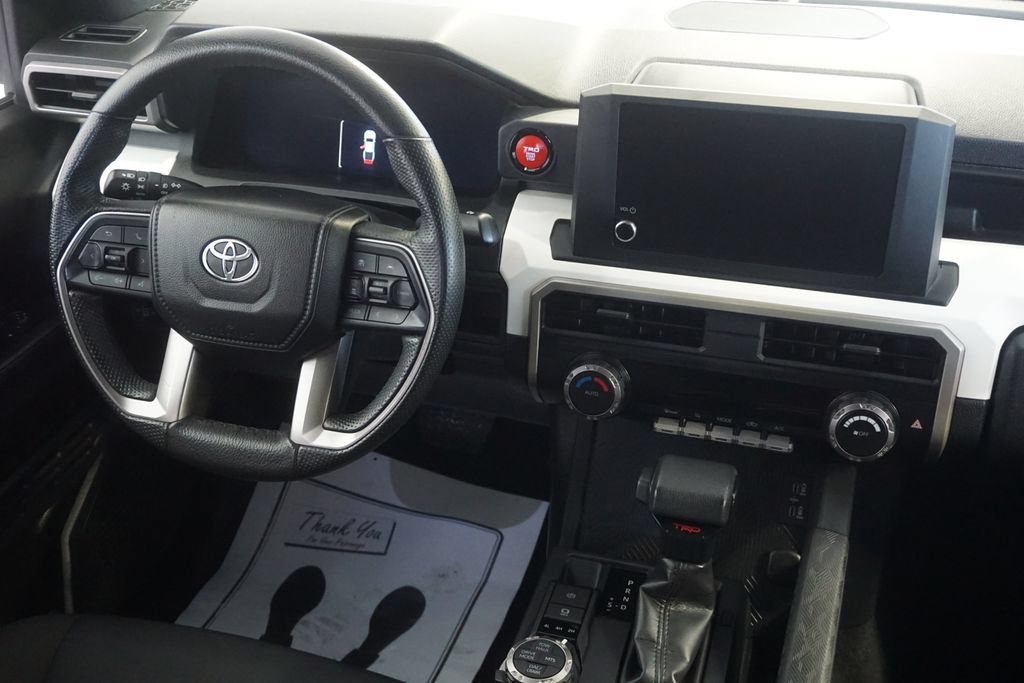 Used 2024 Toyota Tacoma TRD Off-Road AWD/4WD image 27