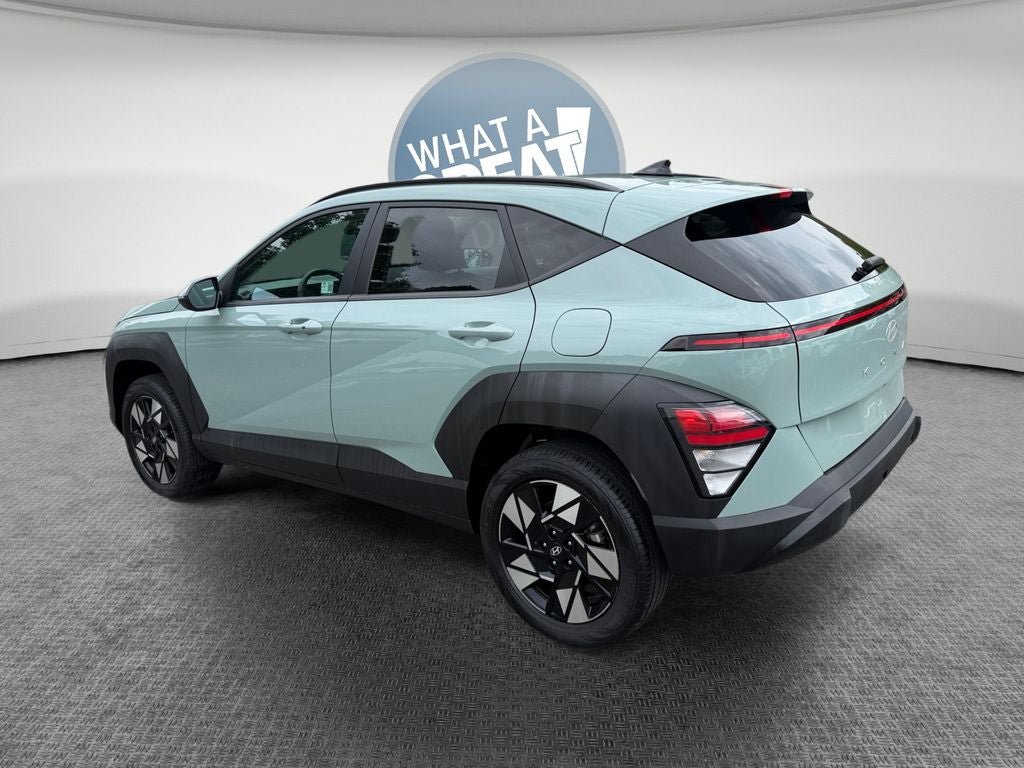 Used 2025 Hyundai Kona SEL AWD/4WD image 6