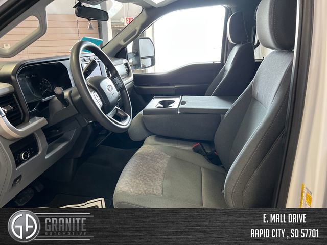 Used 2024 Ford F350 XLT image 9