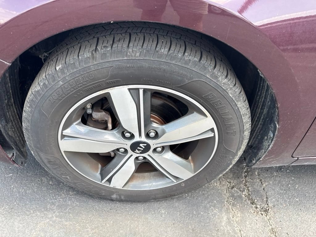 Used 2018 Kia Forte LX w/ LX Popular Package FWD image 12