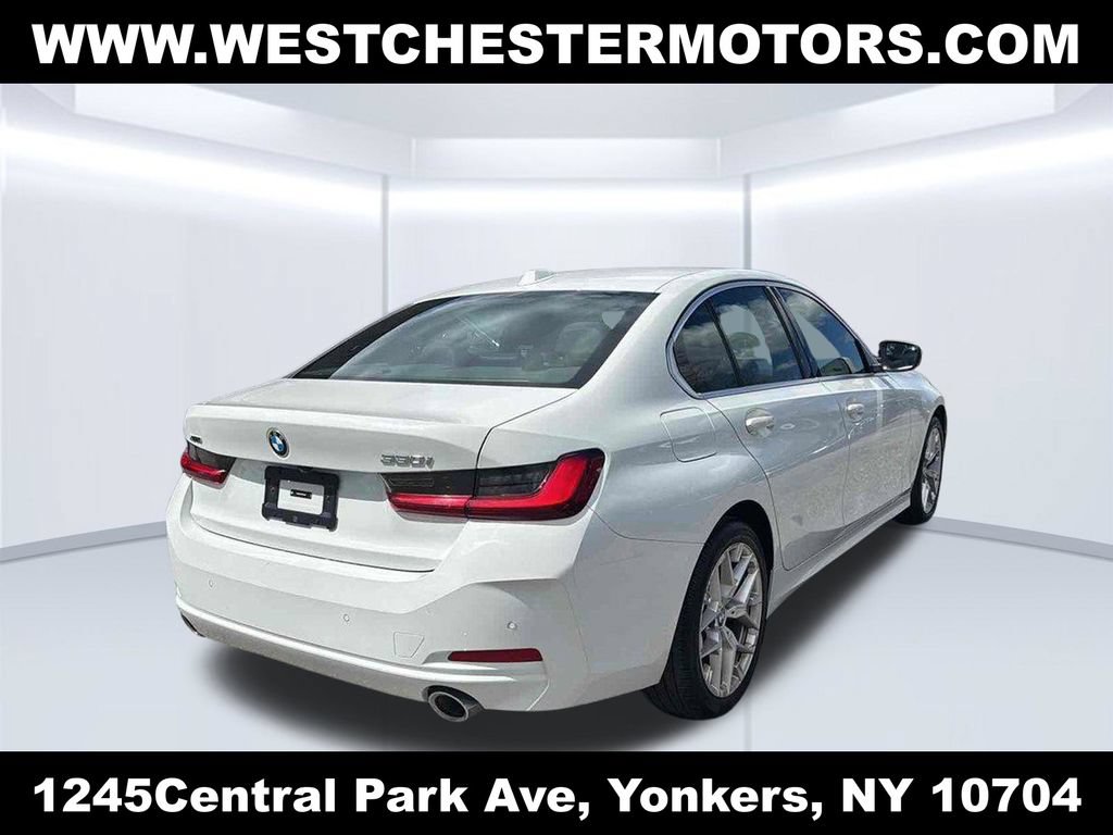 Used 2025 BMW 330i xDrive Sedan AWD/4WD image 4