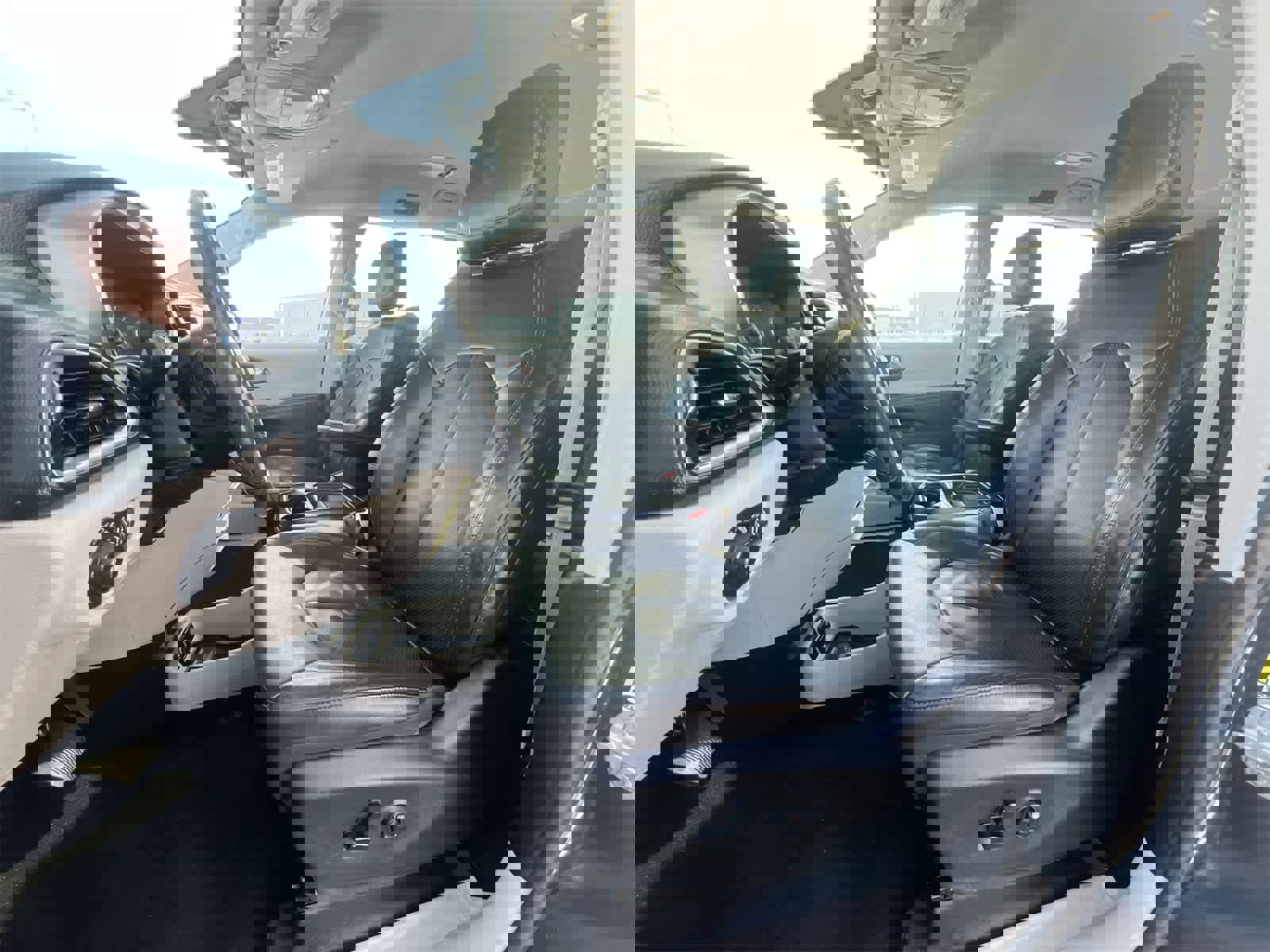 Used 2019 Chrysler Pacifica Touring-L image 17