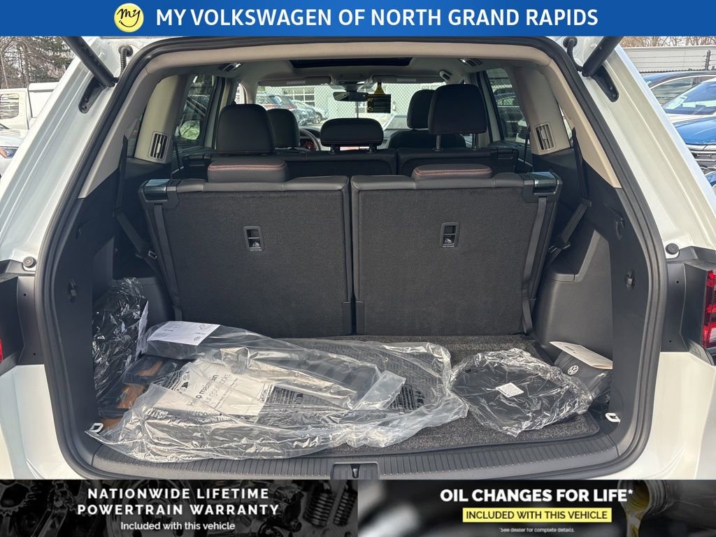 New 2026 Volkswagen Atlas Peak Edition image 22