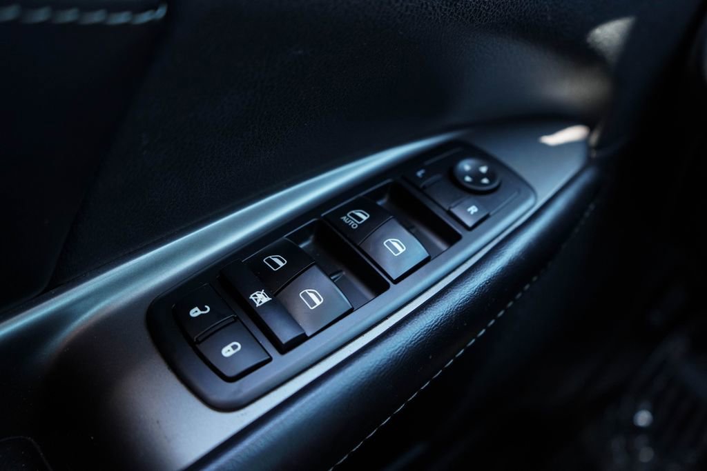 Used 2019 Dodge Journey Crossroad AWD/4WD image 29