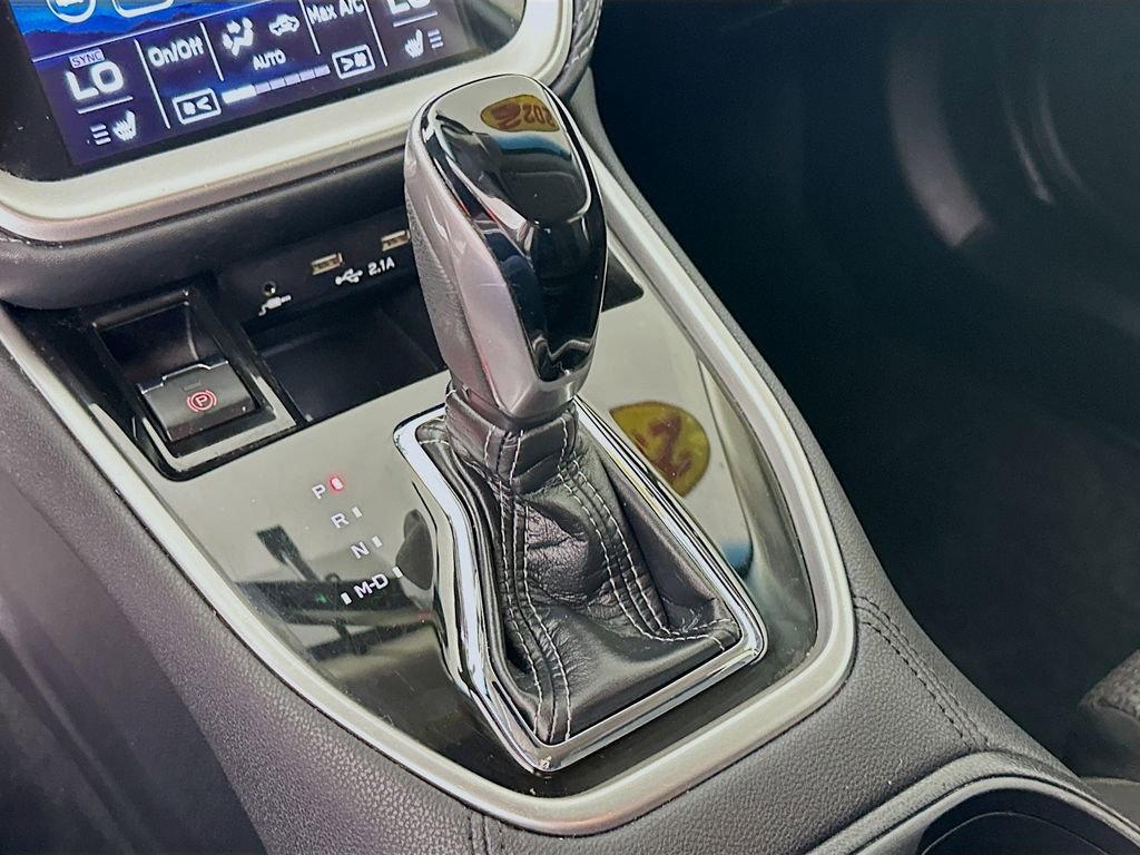 Used 2022 Subaru Outback Premium image 21